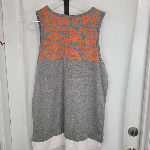 Squrre Zero Woman's Sleeveless Tank Top, Size: XL Color: Grey with color pattern - Picture 11 of 16